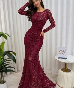 فستان سهرة عنابي دانتيل فاخروأكمام طويلة