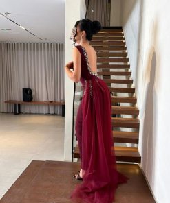 Alternative view of فستان سهرة عنابي أنيق