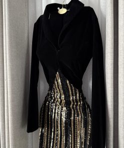 Alternative view of فستان سهرة أسود جوخ مطرز بخيوط ذهبية لامعة