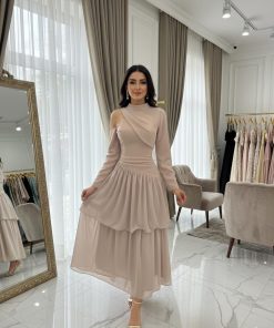 فستان سهرة لون وردي