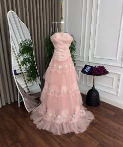 Alternative view of فستان سهرة لون وردي