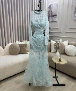 Alternative view of فستان سهرة أخضر فاتح