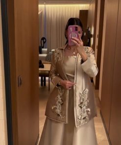 فستان سهرة لون كافية