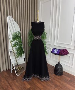 Alternative view of فستان سهرة أسود قطعتين