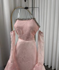 Alternative view of فستان سهرة لون وردي