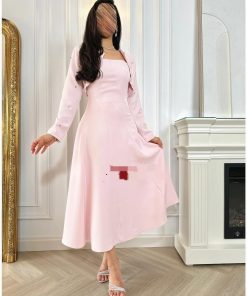 فستان سهرة لون وردي