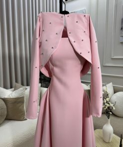 Alternative view of فستان سهرة لون وردي