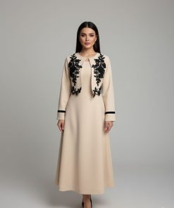 فستان سهرة بيج أنيق وأكمام طويلة