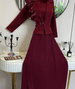 Alternative view of فستان سهرة عنابي راقٍ بطبقتين وجاكيت أنيق