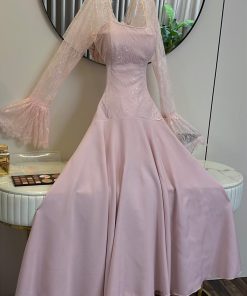 Alternative view of فستان سهرة بالوان مختلفه