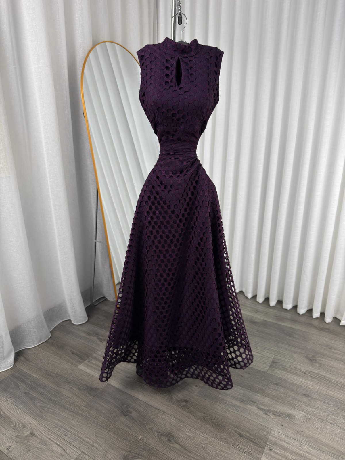 فستان سهرة لون بنفسجي - الصورة 3