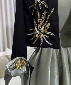 Alternative view of فستان سهرة لون اخضر في اسود