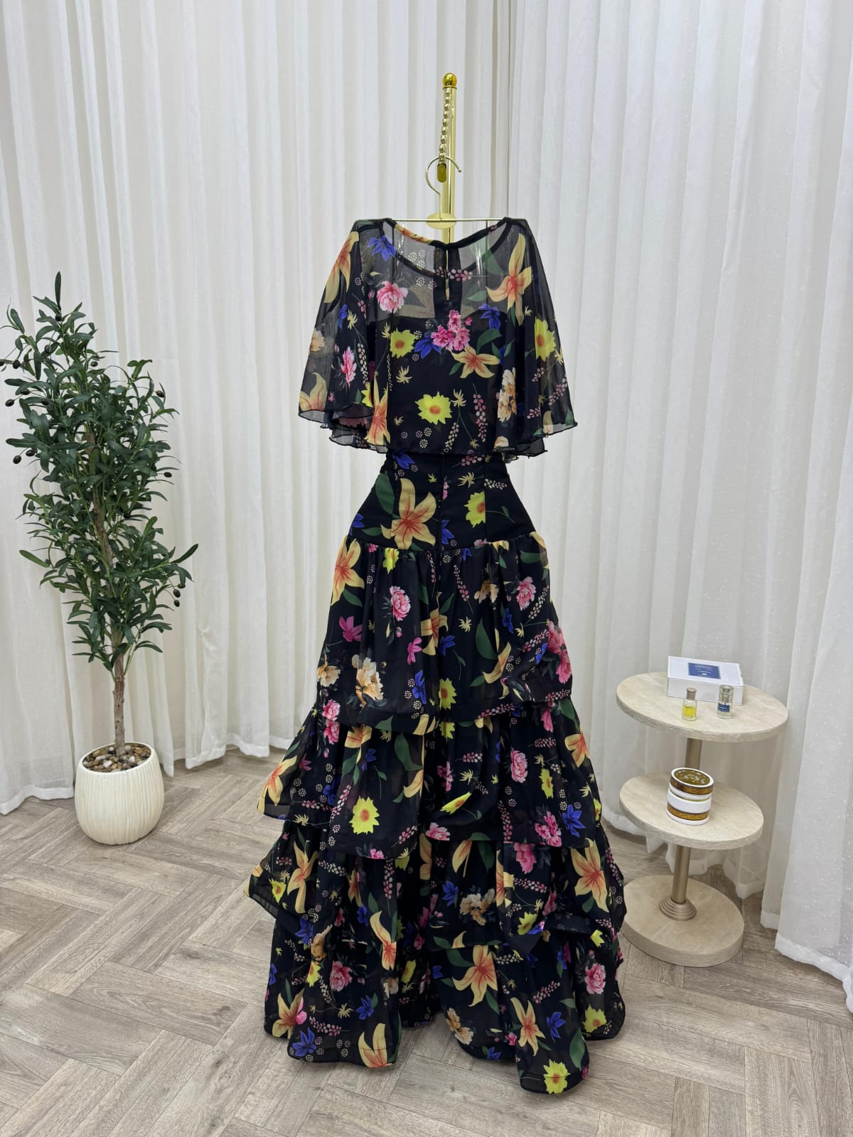 فستان سهره اسود منقوش