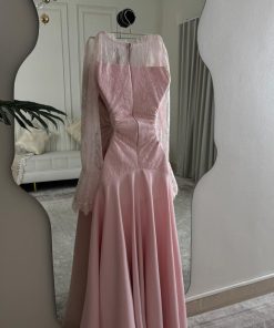 Alternative view of فستان سهرة لون وردي