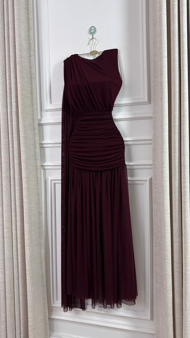 فستان سهرة خمري طويل بشال شيفون فاخر - الصورة 2