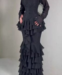 فستان سهرة أسود طويل بطبقات كشكش وتصميم فاخر – متجر روزيتا السعودية