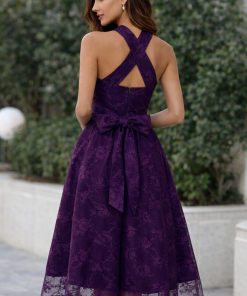 Alternative view of فستان بنفسجي قصير بدانتيل فاخر