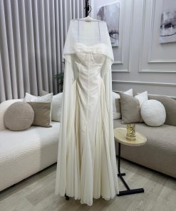 Alternative view of فستان سهرة أبيض أنيق بكاب شيفون فاخر