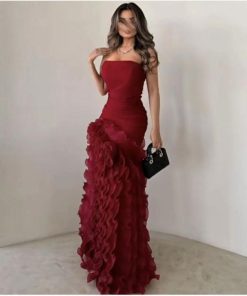 فستان سهرة أحمر منفوش بذيل كشكش فاخر