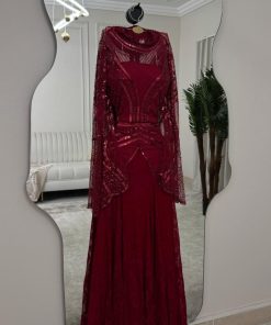 Alternative view of فستان سهرة أحمر فاخر بأكمام طويلة