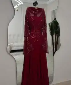 Alternative view of فستان سهرة أحمر فاخر بأكمام طويلة