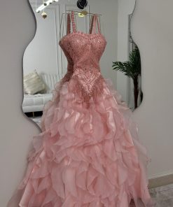 فستان سهرة وردي منفوش فاخر بتطريز لامع | متجر روزيتا