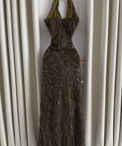 Alternative view of فستان سهرة زيتي بفتحة جانبية