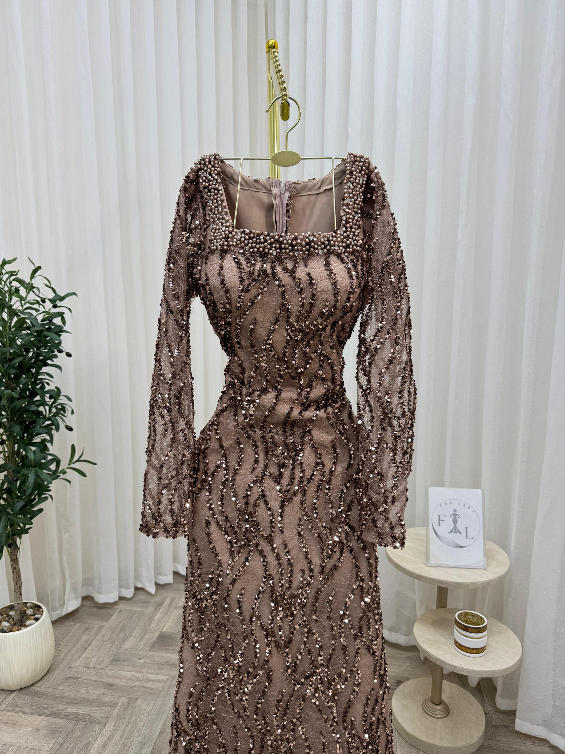 فساتين سهرة فخمة طويلة مطرزة - الصورة 6