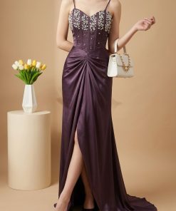 فستان سهرة موف ملكي