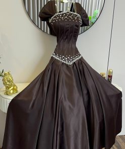 فستان سهرة بني ملكي منفوش