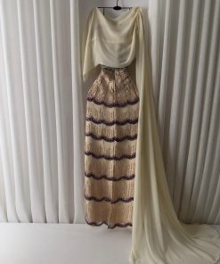 Alternative view of فستان سهرة بيج فاخر مع شال