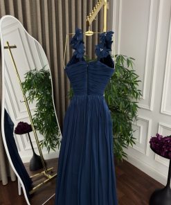 Alternative view of فستان سهرة كحلي فاخر بتصميم درابيه