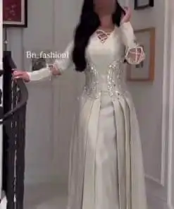 فستان سهرة طويل أكمام طويلة