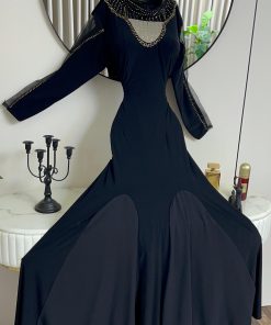 فستان سهرة أسود وأكمام شفافه
