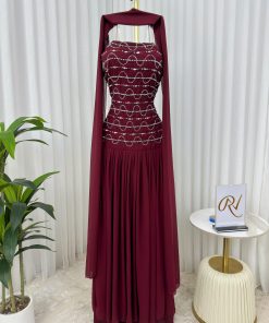 Alternative view of فستان سهرة فاخر بتطريز لامع وكاب