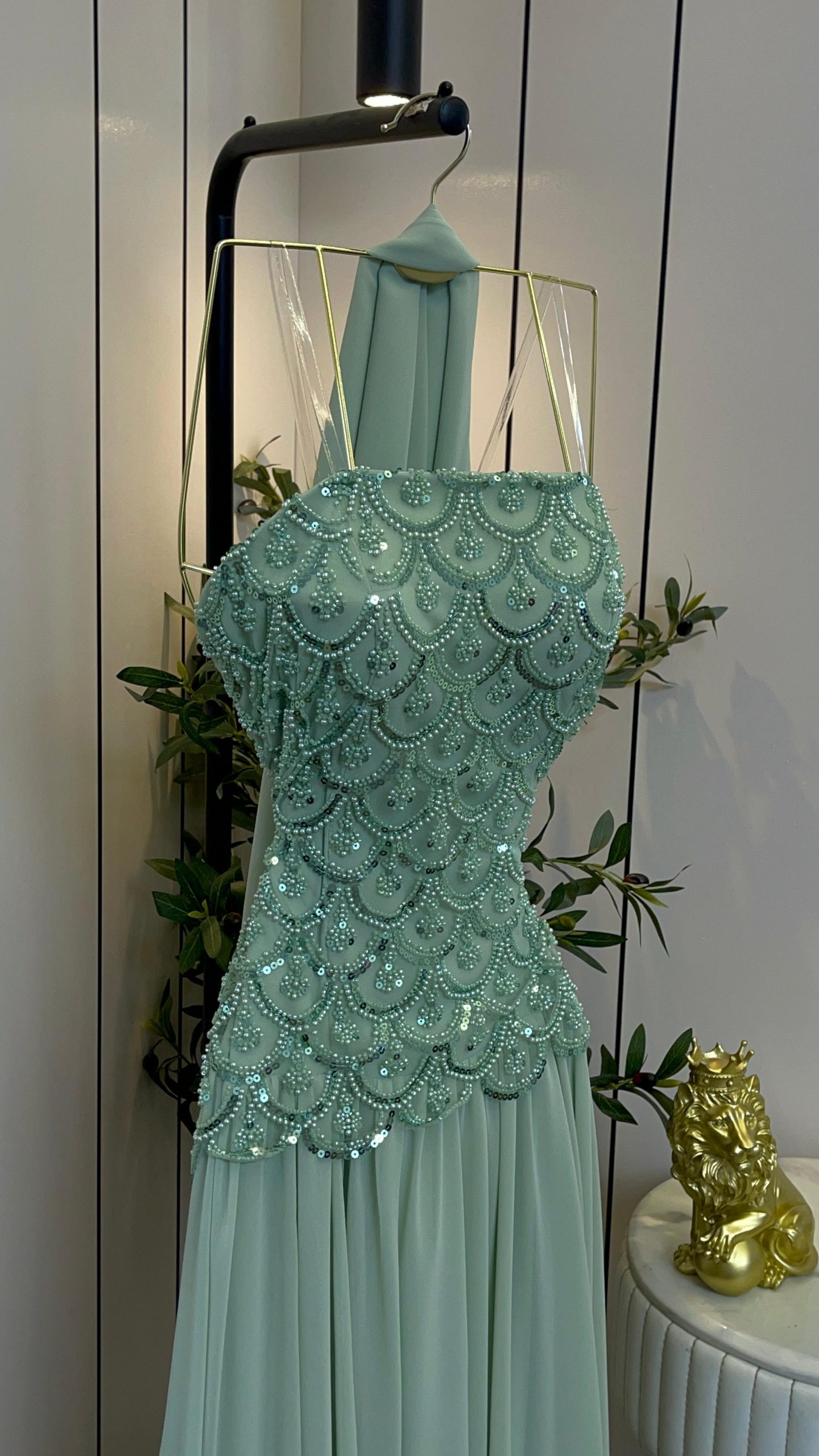 فستان سهرةناعم فاخر بتطريز - الصورة 2