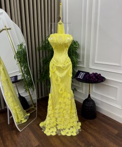 فستان مناسبة لون أصفر وردي