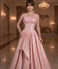 فستان سهرة وردي طويل – تصميم فخم وانسيابي للمناسبات