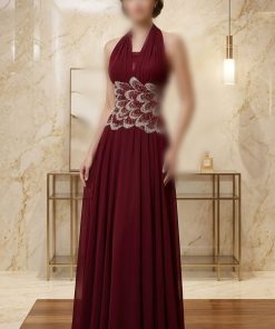 فستان سهرة عنابي فخم بتفاصيل لامعة | فساتين مناسبات في السعودية