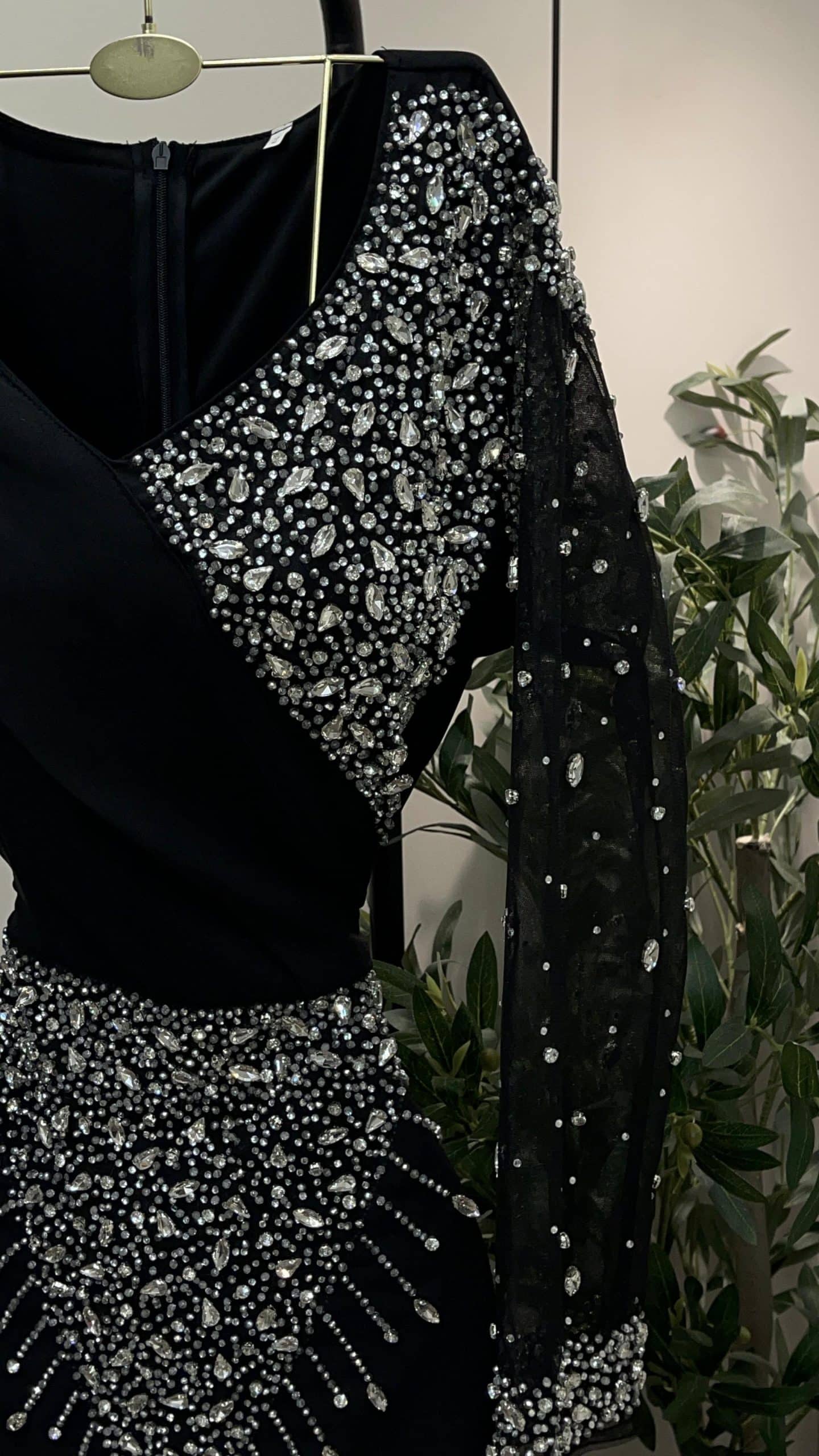 فستان مناسبات أسود فاخر - الصورة 5