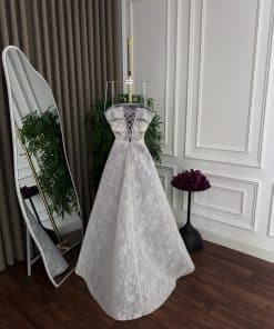 Alternative view of فستان سهرة رمادي بدون أكمام وقصة منفوشة