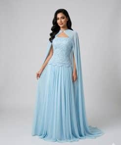 فستان سهرة أزرق سماوي فاخر مع كاب أنيق وتصميم انسيابي