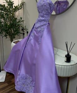 Alternative view of فستان سهرة موف فاتح فاخر مطرز بتصميم ملكي أنيق