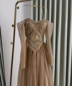 Alternative view of فستان سهرة بيج طويل بتطريز فاخر