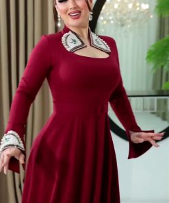 Alternative view of فساتين سهرة محتشمة بتطريز أنيق