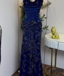 Alternative view of فستان سهرة كحلي فاخر بتطريز لامع