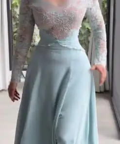 Alternative view of فستان سهرة طويل أزرق فاتح فاخر بأكمام شفافة وتطريز رائع