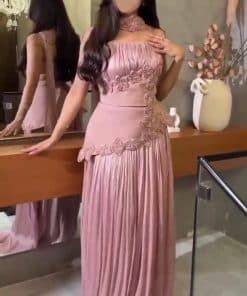 فستان سهرة وردي غباري فاخر بكسرات وتطريز ورود أنيق