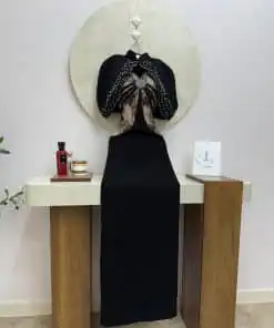 Alternative view of فستان سهرة أسود فاخر بتفاصيل دانتيل وكريستال بتصميم ملكي