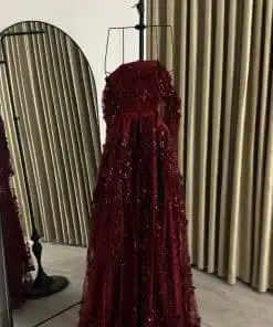 Alternative view of فستان سهرة عنابي فاخر مطرز بذيل طويل
